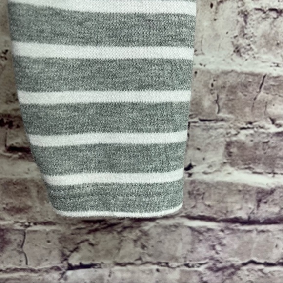 Quacker Factory Gray Cardinal Sequin Striped Top - Picture 5 of 9